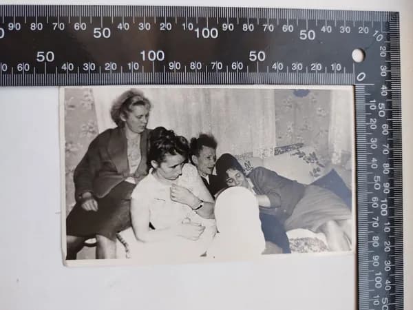 Старинная Фотография - Прошлое в Кадре: Эпоха СССР / Россия.