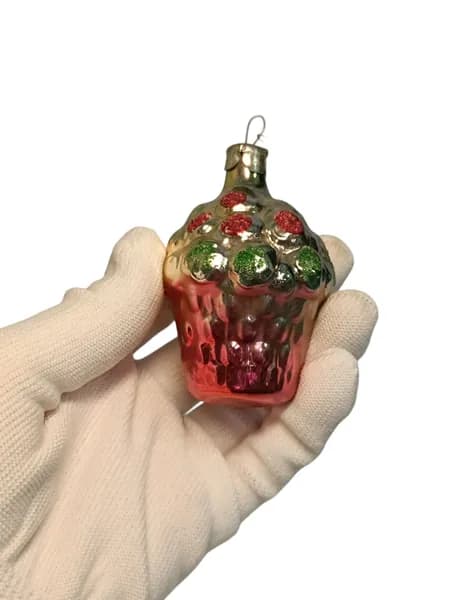 Советская винтажная елочная игрушка, Корзина с ягодами. Сделано в СССР.