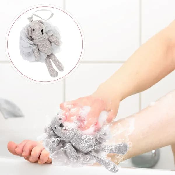 Мочалка-спонж серого цвета с мультяшным животным для купания