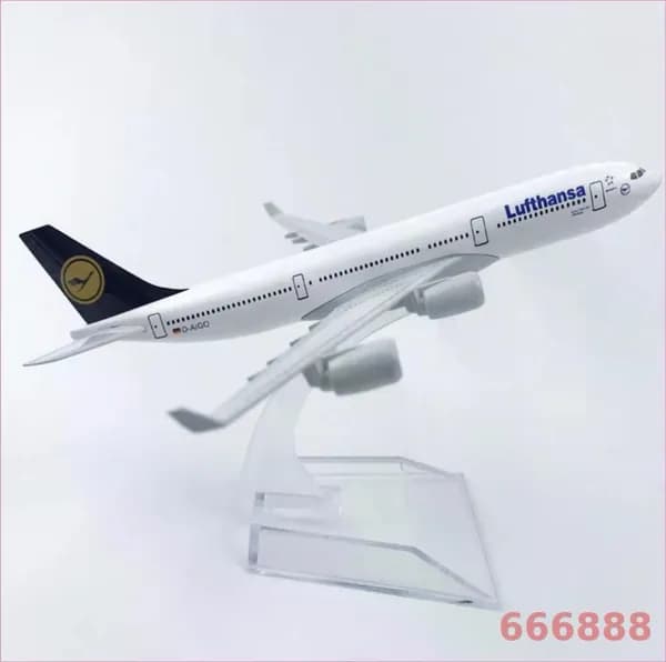 Металлическая модель самолета Airbus A340 Lufthansa / Люфтганза А 340 / авиация