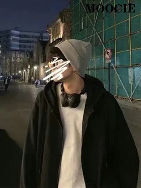 Худи MOOCIE