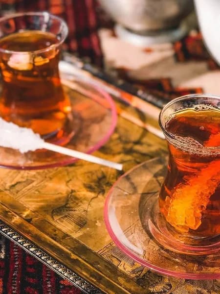 Татарский (25 гр) Купажированный чай со зверобоем, мятой, липовыми цветами, ромашкой и лепестками сафлора. Сорт высший
