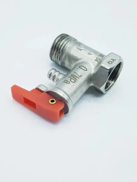 Клапан предохранительный 1/2", 7 бар, с ручкой. Товар уцененный