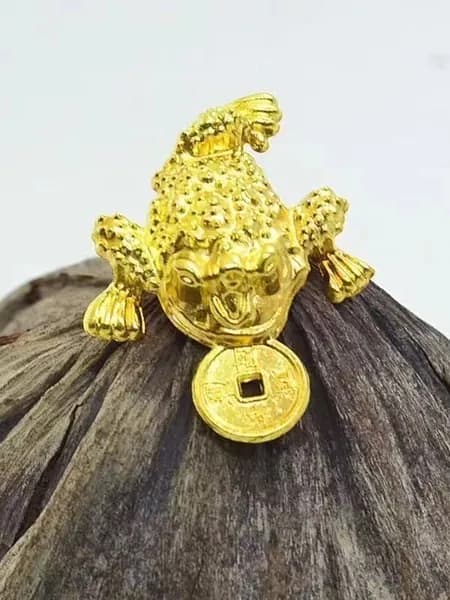 Кошельковый талисман денежная жаба