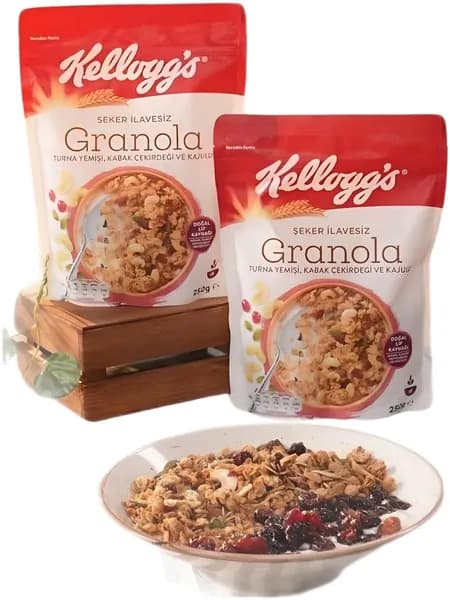Гранола Kellogg's с клюквой, тыквенными семечками и кешью (без добавления сахара), 250 г и 800 мл, пластиковая банка для хранения.