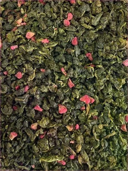 Малиновый улун листовой зеленый чай оолонг с натуральными кусочками спелой малины20 г, настоящий зеленый ароматизированный чай ягодный Улун (листовой Raspberry Oolong Tea), 200 граммов