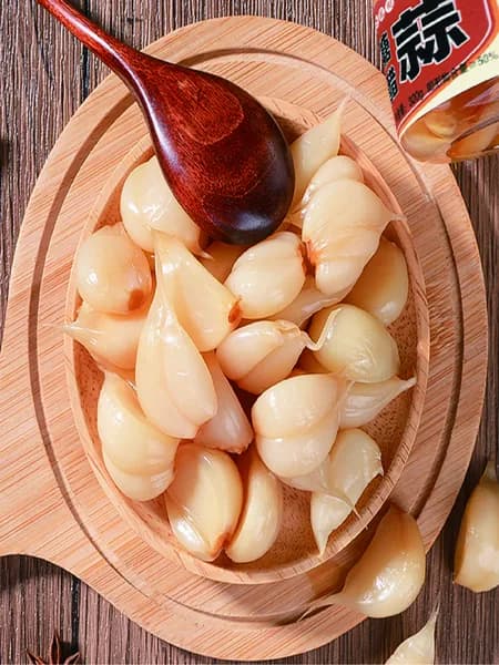 Кисло-сладкий маринованный чеснок<Натуральный продукт>