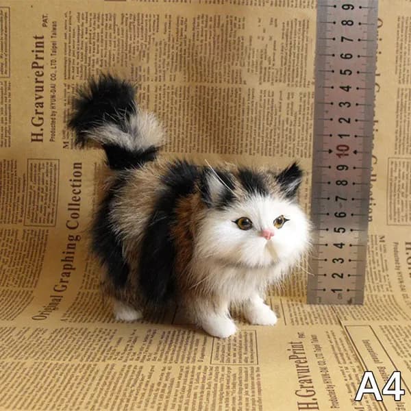 Кукла с имитацией кошки