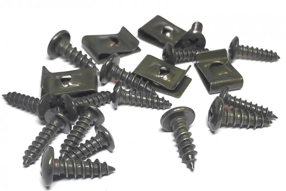 Саморез для пластика скутера, мотоцикла, квадроцикла 4x15mm (15 шт)
