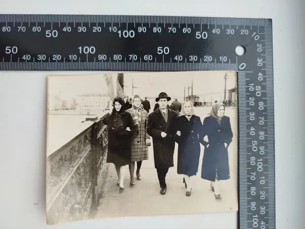 Старинная Фотография - Прошлое в Кадре: Эпоха СССР / Россия.