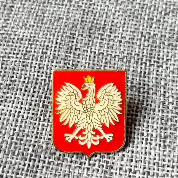 Медальон с эмблемой футбольных сборных: Испания, Германия, Франция, Бразилия, Аргентина, Португалия