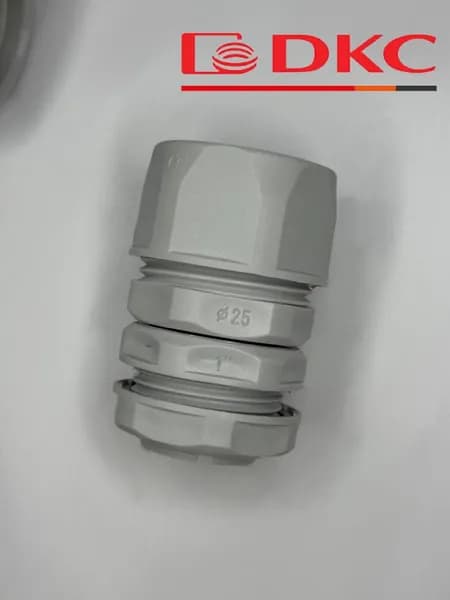 Переходник труба-короб D25 (1") IP65 DKC 55125 1шт.