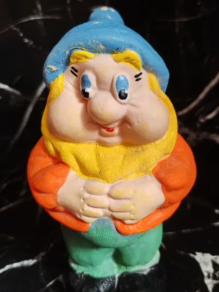 Винтажная резиновая игрушка с пищалкой. Гном. СССР