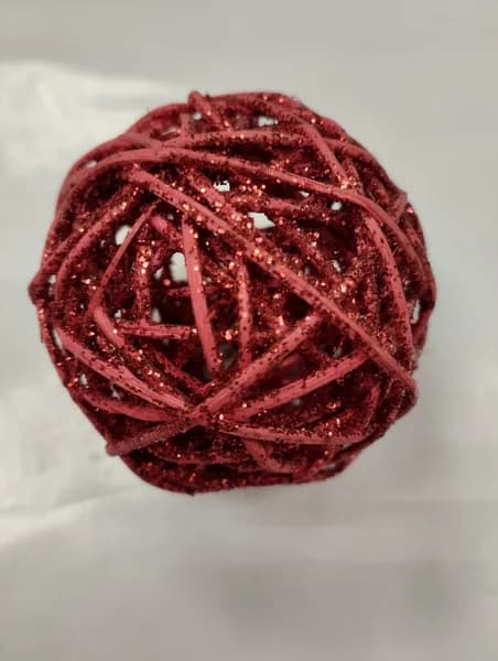 Шар из ротанга d 6 см 1 шт цв. красный