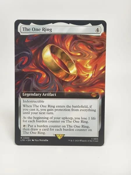 Заголовок: Волшебство в твоих руках: Уникальная карта Magic: The Gathering (MTG) с защитным протектором в подарок!