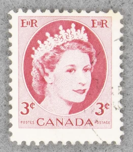 Почтовая марка "Queen Elizabeth II. Wilding Portrait". Стандартный выпуск. Номинал 3 c. Canada. 1954 год. (Michel CA 292Ax)