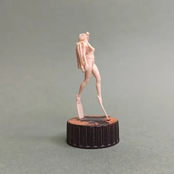Дайверша стройная. Фигурка в масштабе 1/43.