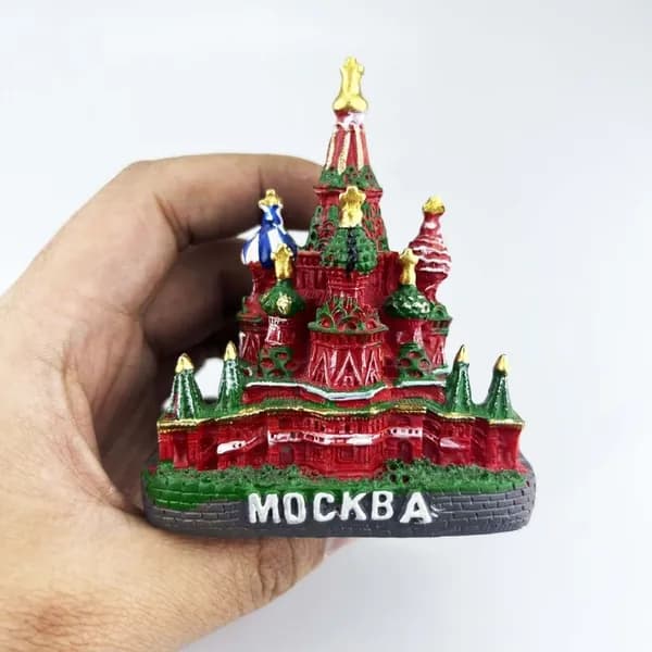 Декоративная настольная фигурка Красной площади Москвы из окрашенной смолы, туристический сувенир России, домашний декор, коллекционный памятный подарок
