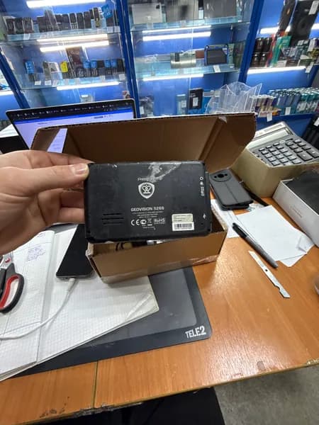 Навигатор Prestigio 5266. Товар уцененный