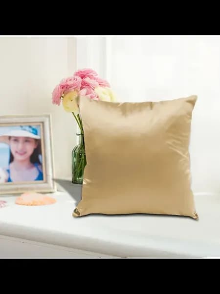 Декоративная подушка-игрушка 45x45 см, золотая