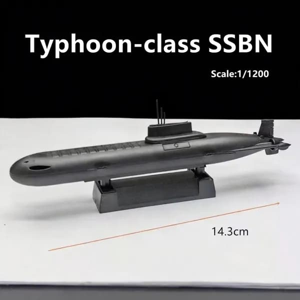 Миниатюрные модели военных кораблей, пластиковые конструкции, требуют сборки, атомная подводная лодка, раке