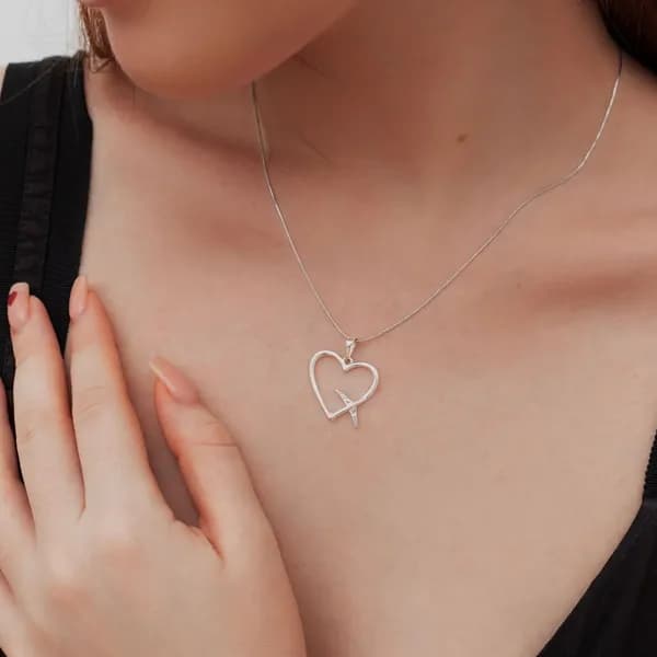 ARTEFACTUM.SHOP Женская подвеска кулон на шею Сердце. Оберег амулет серебро 925