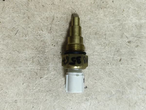 Термовыключатель, вентилятор радиатора MB356704 Mitsubishi