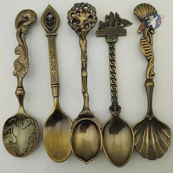 Винтажная резная ложка в королевском стиле, Антикварная чайная ложка, Мини-посуда для столовой кухни (5ШТ)