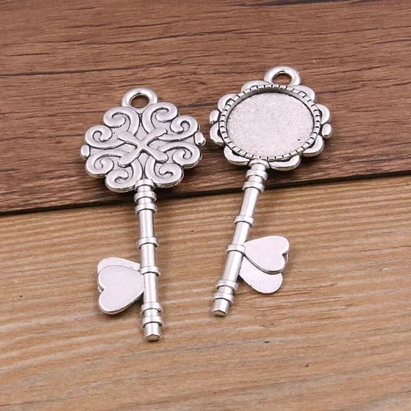 5pcs Нижняя опора из ретро-ключа с драгоценным камнем 20mm