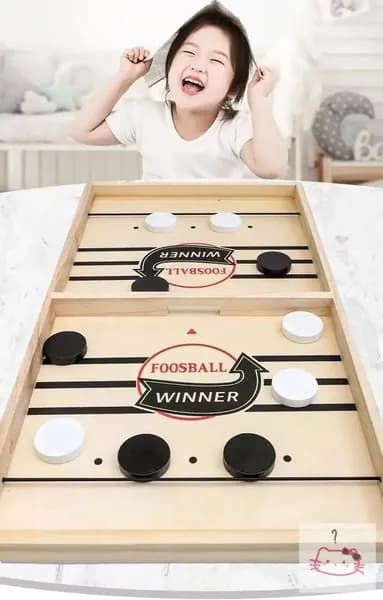 Настольная игра в шашки, настольный хоккей