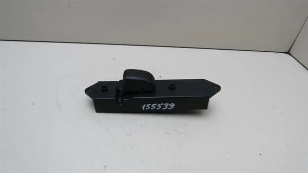 Кнопка стеклоподъемника Б/У с пробегом Mitsubishi Galant (EA) 1997-2003 MR252818