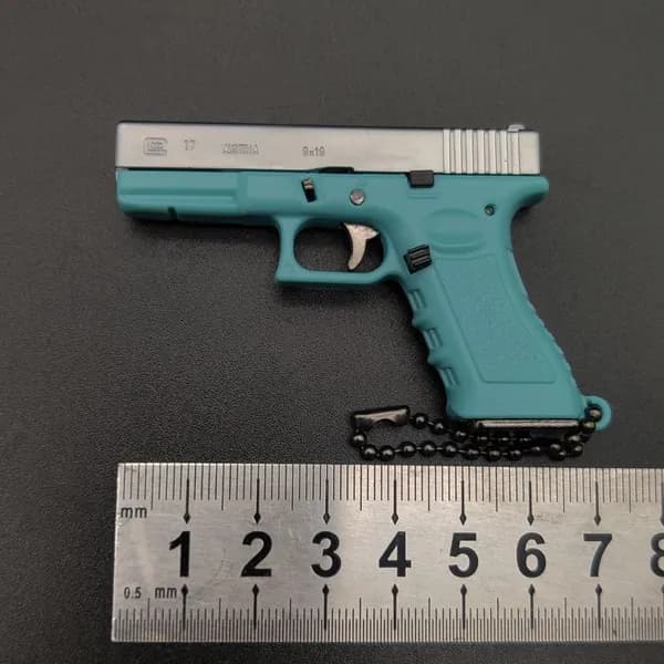 Брелок Glock 17 P18C коллекционный/разборный PUBG/CS GO/Fortnite/APEX