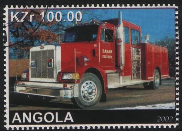 Ангола 2002 Пожарные машины, сувенирная марка из блока (MNH)