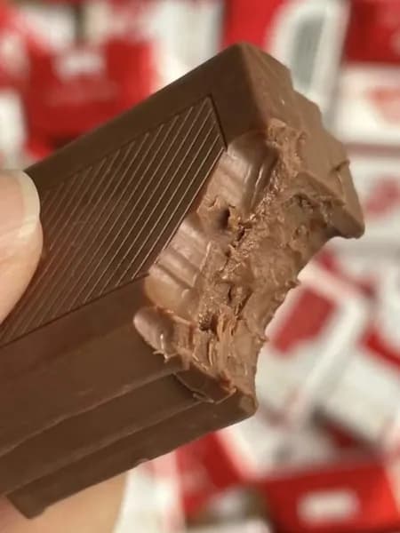 2 штука Школьники перекусывают, леденцы из молочного шоколада, быстро восполняют энергию и утоляют голод, 1 стик 5 грамм