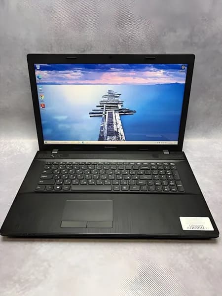 Lenovo IdeaPad G700 (20251),NVIDIA GeForce GT720M 2Gb, Ноутбук 17.3", Intel Core i3-3110M, RAM 8 ГБ, SSD 240 ГБ, черный, Русская раскладка