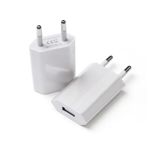 Универсальный USB-зарядник 5V 1A для iPhone, Samsung, Huawei, iPad, Android-телефонов и планшетов