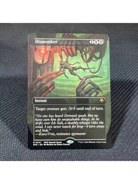 Высококачественная игровая карта Magic The Gathering, подходящая для семейных и дружеских посиделок, поставляется в прозрачном наборе.