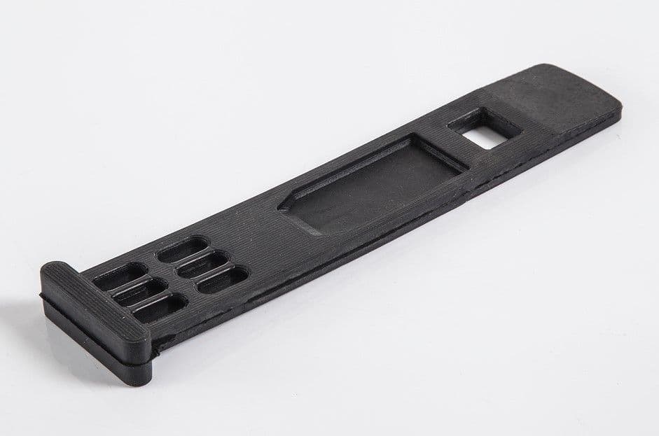 Держатель брызговика резиновый MAN TGA, TGL, TGM, TGS, TGX (TD)