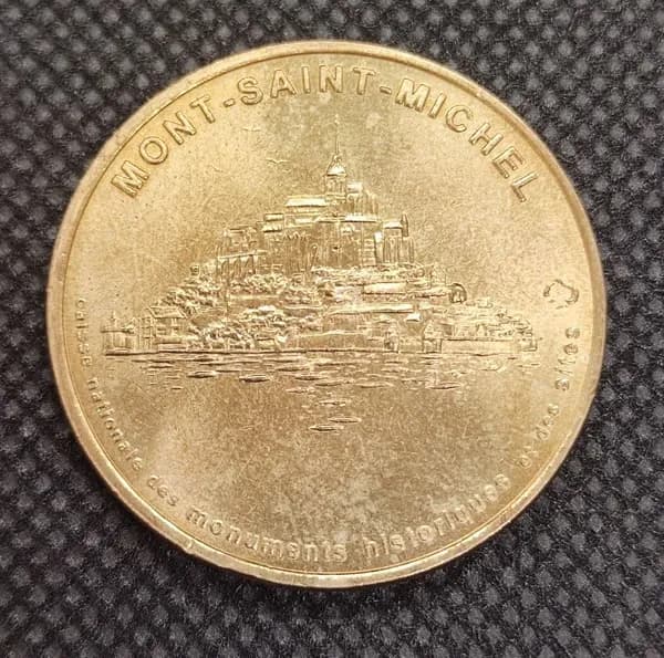Франция. Монетовидный жетон Остров-крепость Мон-Сен-Мишель 2000 год. AU/UNC