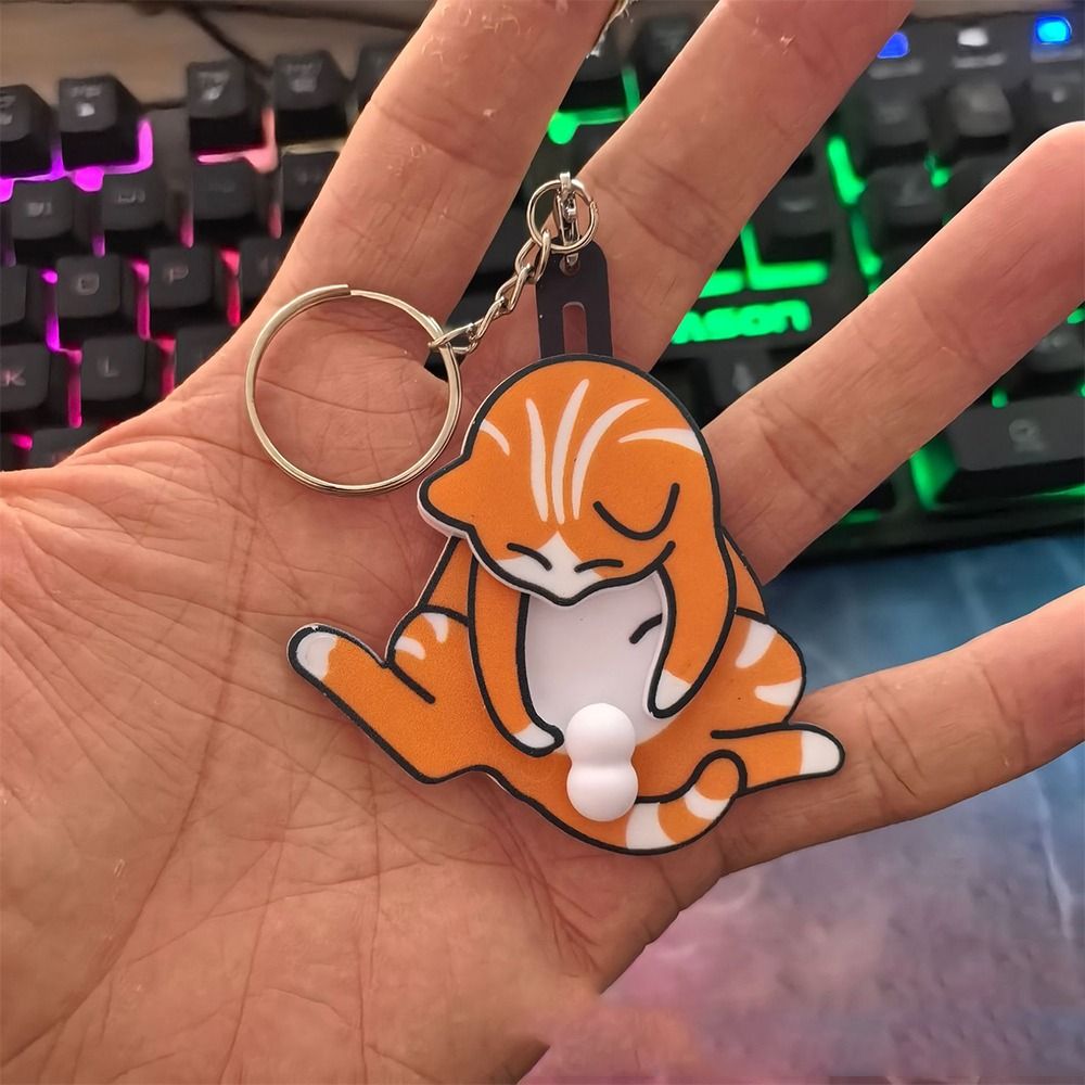 Карикатурная игрушка-яйцо для кошек