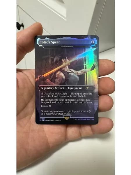 Высококачественная игровая карта Magic The Gathering, подходящая для семейных и дружеских посиделок, поставляется в прозрачном наборе.
