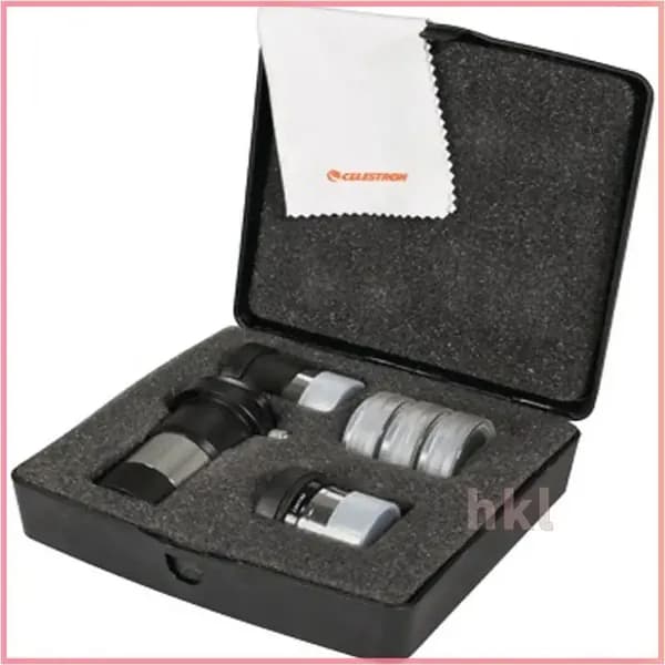 Эксклюзивный комплект Celestron AstroMaster 94307 для телескопа включает два окуляра, линзу Барлоу, три светофильтра, салфетку для оптики и пластиковый кейс