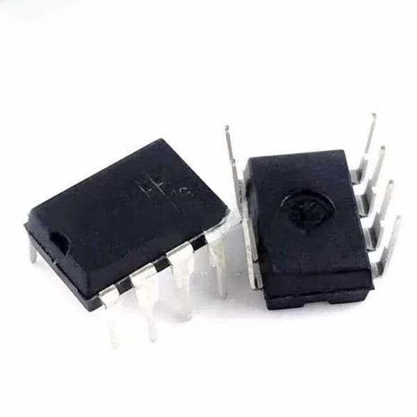 10шт. новый UC2843 UC2843AN DIP-8