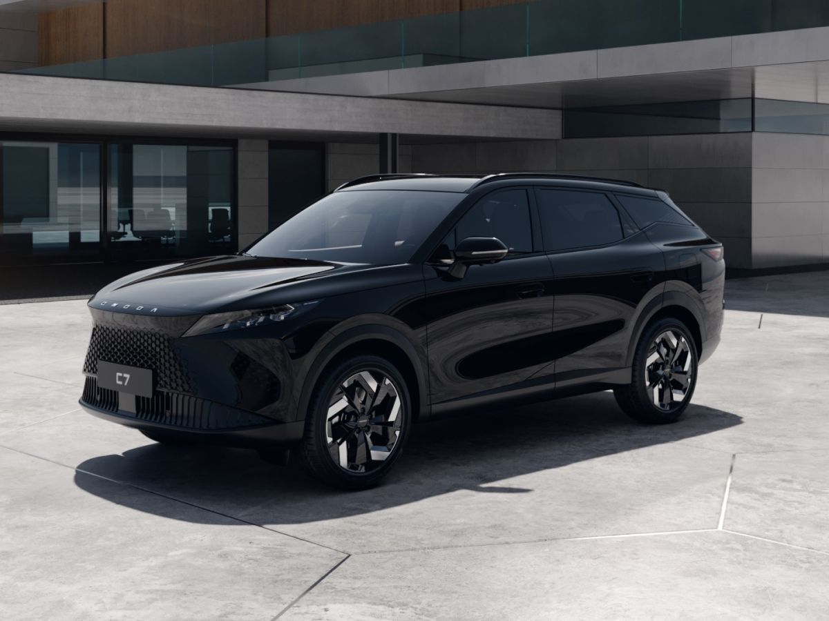 OMODA C7 1.6Т DCT Joy (черный)