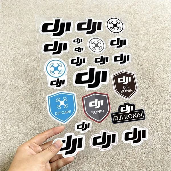 DJI ДжиАй Светоотражающая наклейка ПВХ 20х30 см для авто, мотоцикла, скутера и шлема