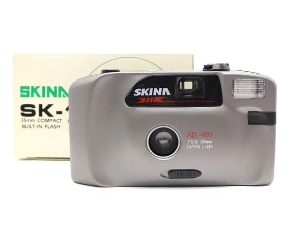 Компактная плёночная камера Skina SK-106 в упаковке