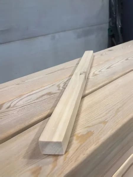 Брусок строганый из лиственницы 20*45*500 сорт АВ острый край, 5 шт.