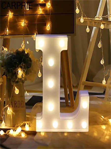 Большая светящаяся алфавитная декоративная вывеска "Любовь" LED A-Z, L