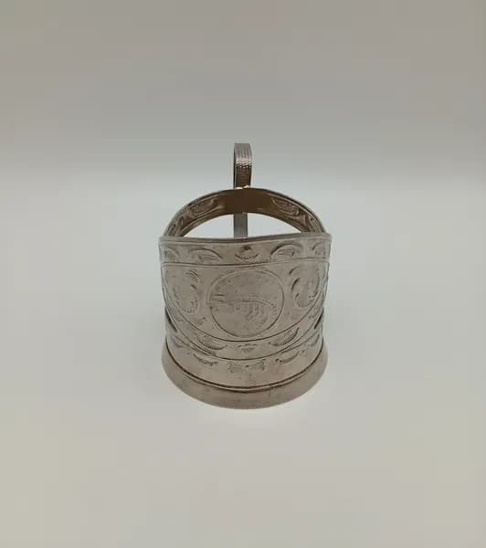 Подстаканник "Запорожская ГЭС". МНЦ (Нейзильбер). СССР. 1960-1980 гг.