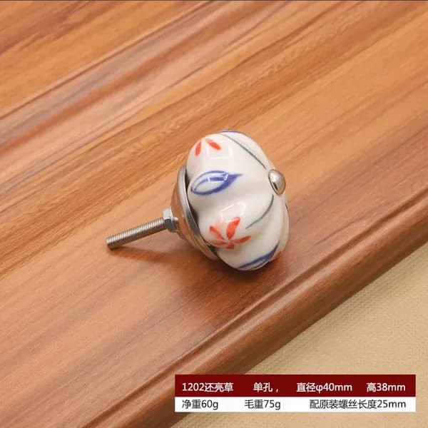 Декор для мебели 3.8х4 см, 1 шт.